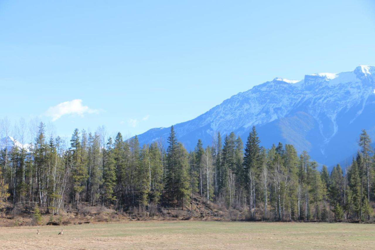 Rocky Mountain Cabins And Home Golden Zewnętrze zdjęcie