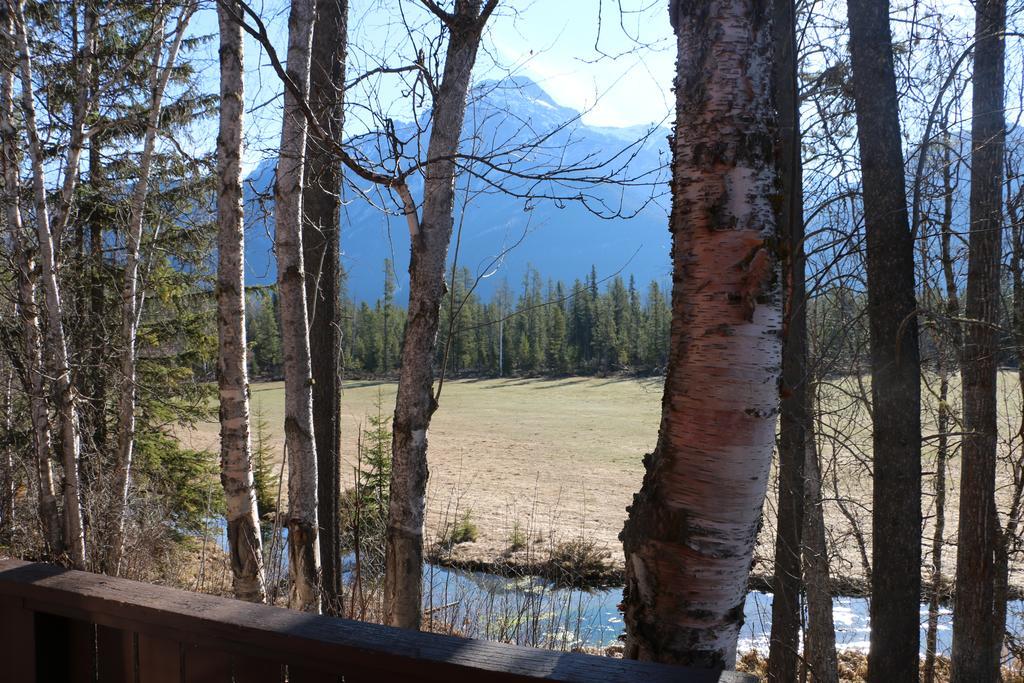 Rocky Mountain Cabins And Home Golden Zewnętrze zdjęcie
